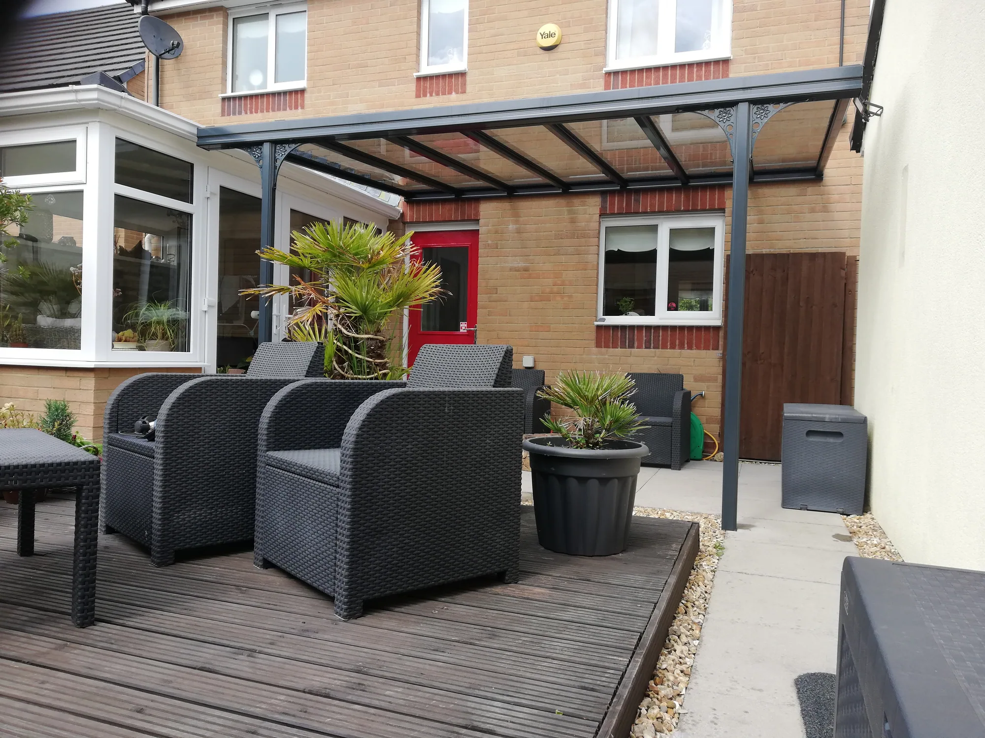 Haven veranda family home