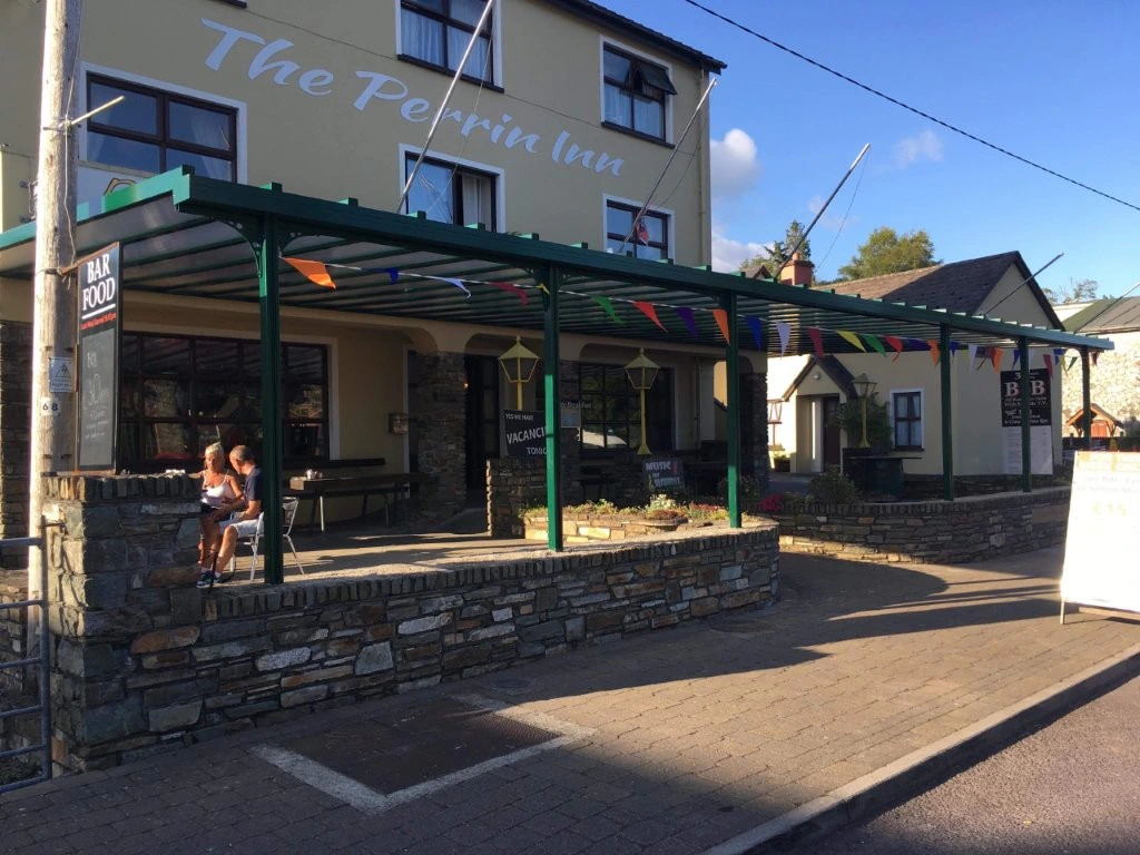Pavilion veranda close up